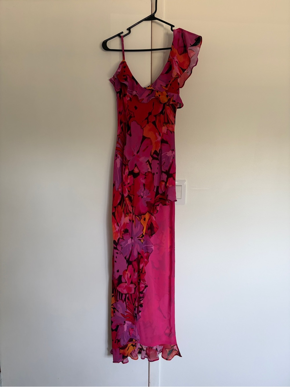 Asymmetrical One-Shoulder Maxi Dress in Hot Pink Floral